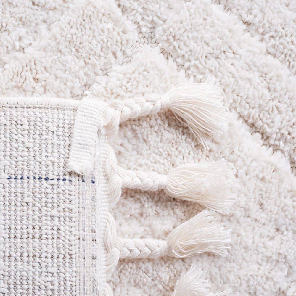 Marrakesh MRK534 Power Loomed Area Rug - Ivory/Beige - 6'7"x6'7" - Safavieh.