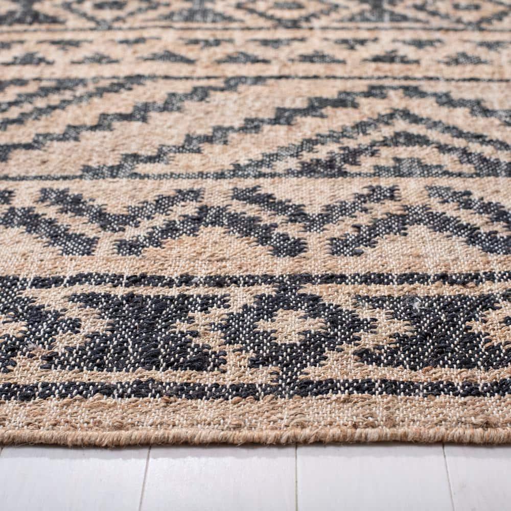Kilim KLM751 Hand Loomed Area Rug - Natural/Charcoal - 7'x7' - Safavieh