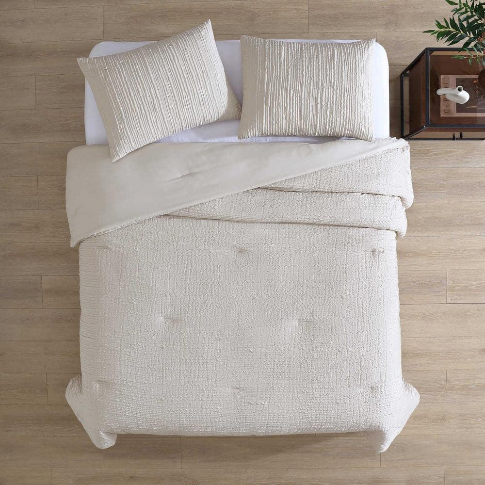 Kenneth Cole Serenity Wavy Lines Beige Comforter Set