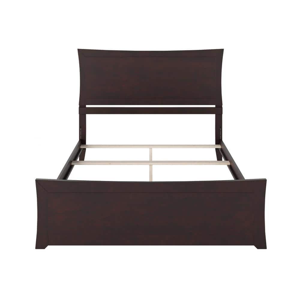 Metro Queen Size Bed with Matching Footboard & Charging Station in Espresso