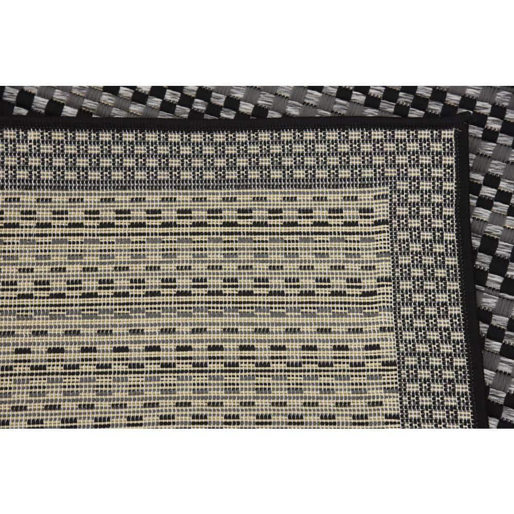Unique Loom 6' 0 x 9' 0 Gray Outdoor Border Checkered Area Rug