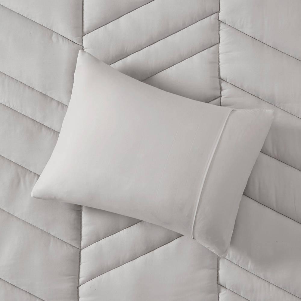 Intelligent Design Remy Quilted Chevron Comforter Set