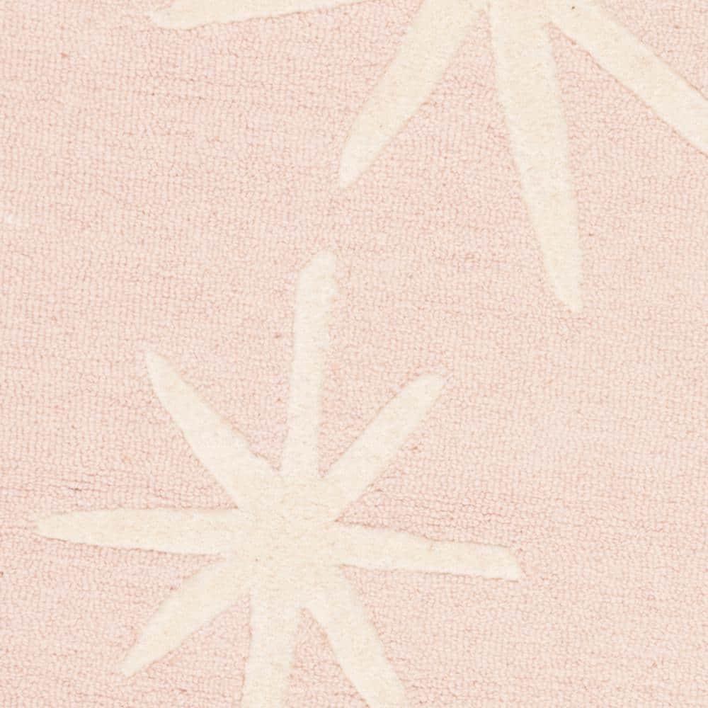 Safavieh Kids SFK908 Hand Tufted Area Rug - Pink/Ivory - 5' round - Safavieh.