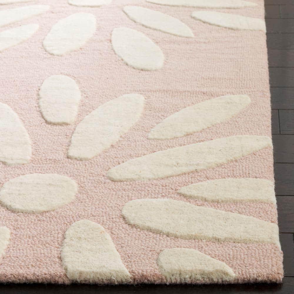 Safavieh Kids Daisy SFK914 Hand Tufted Indoor Area Rug - Pink/Ivory - 5'x7' - Safavieh
