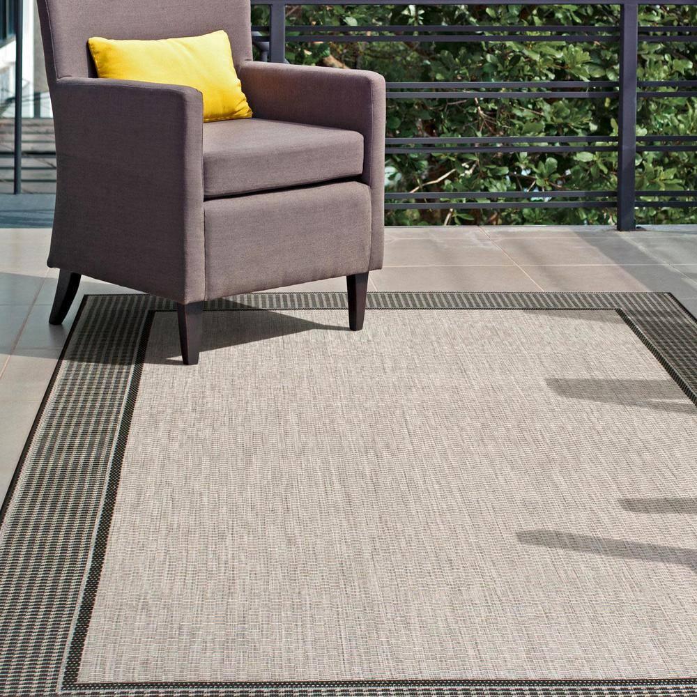 Nuloom Gris Bordered 6 Round Indoor/Outdoor Area Rug for Living Room Patio Deck Front Porch Kitchen, Grey/Black