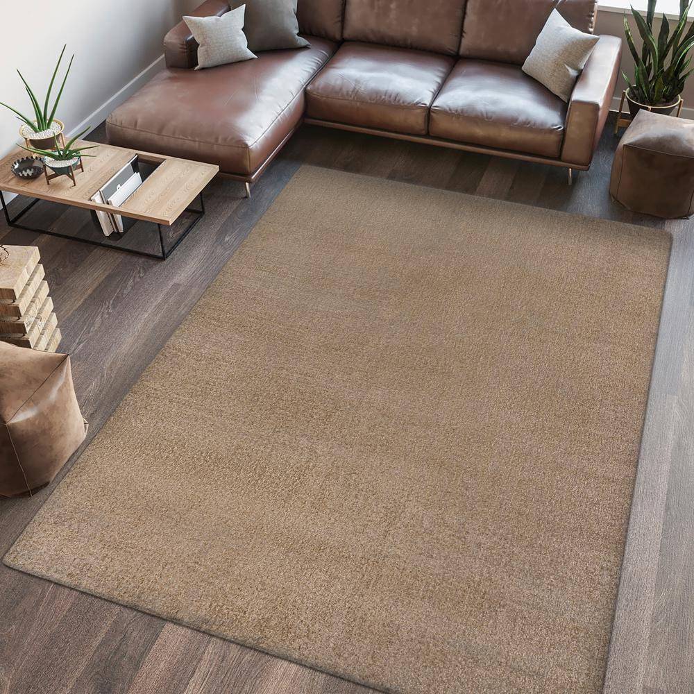JONATHAN Y Twyla Classic Solid Low-Pile Machine-Washable Brown 4 ft. x 6 ft. Area Rug
