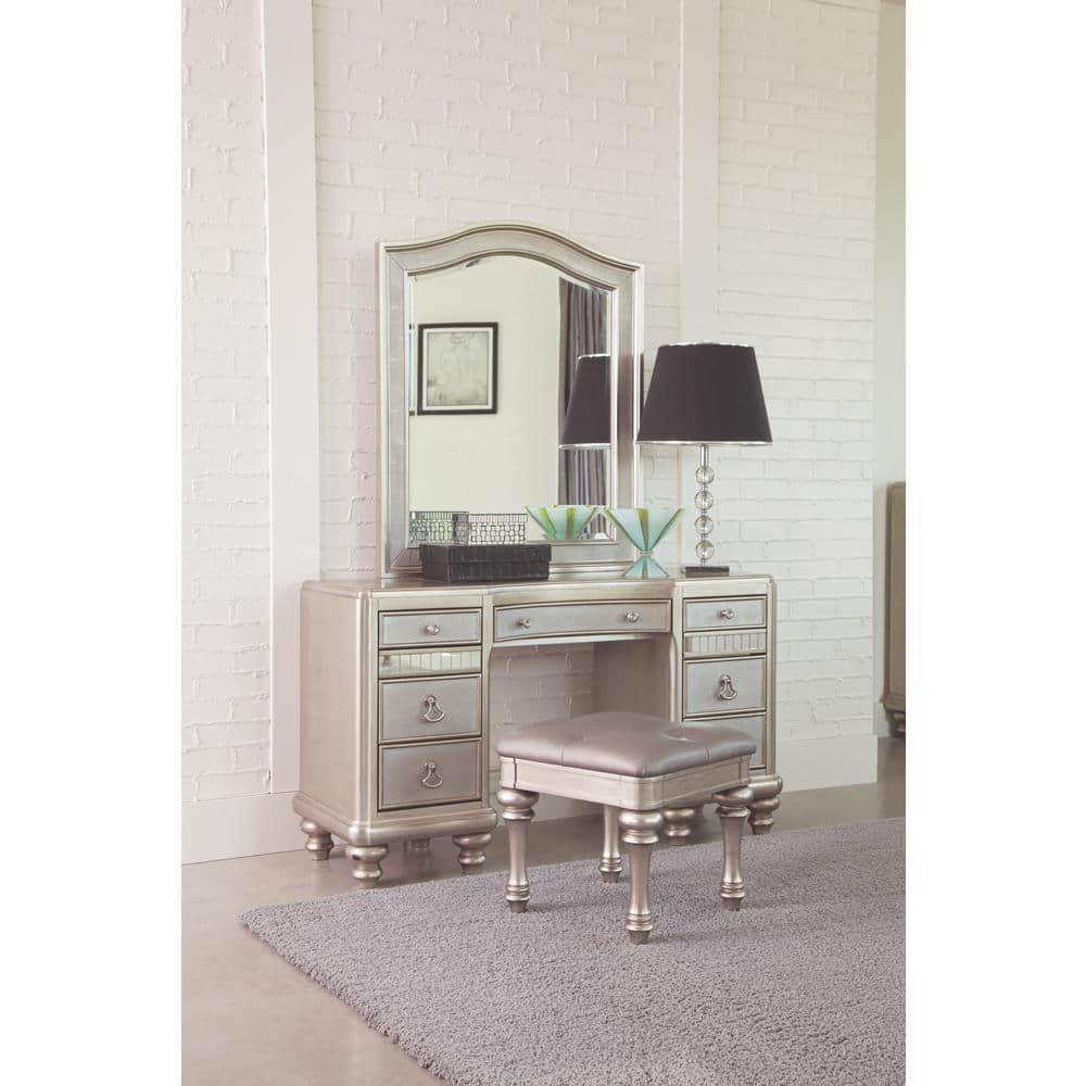 CintBllTer Bling Game Modern Glam Upholstered Accent Vanity Stool Metallic Gray Faux Leather Silver Finish
