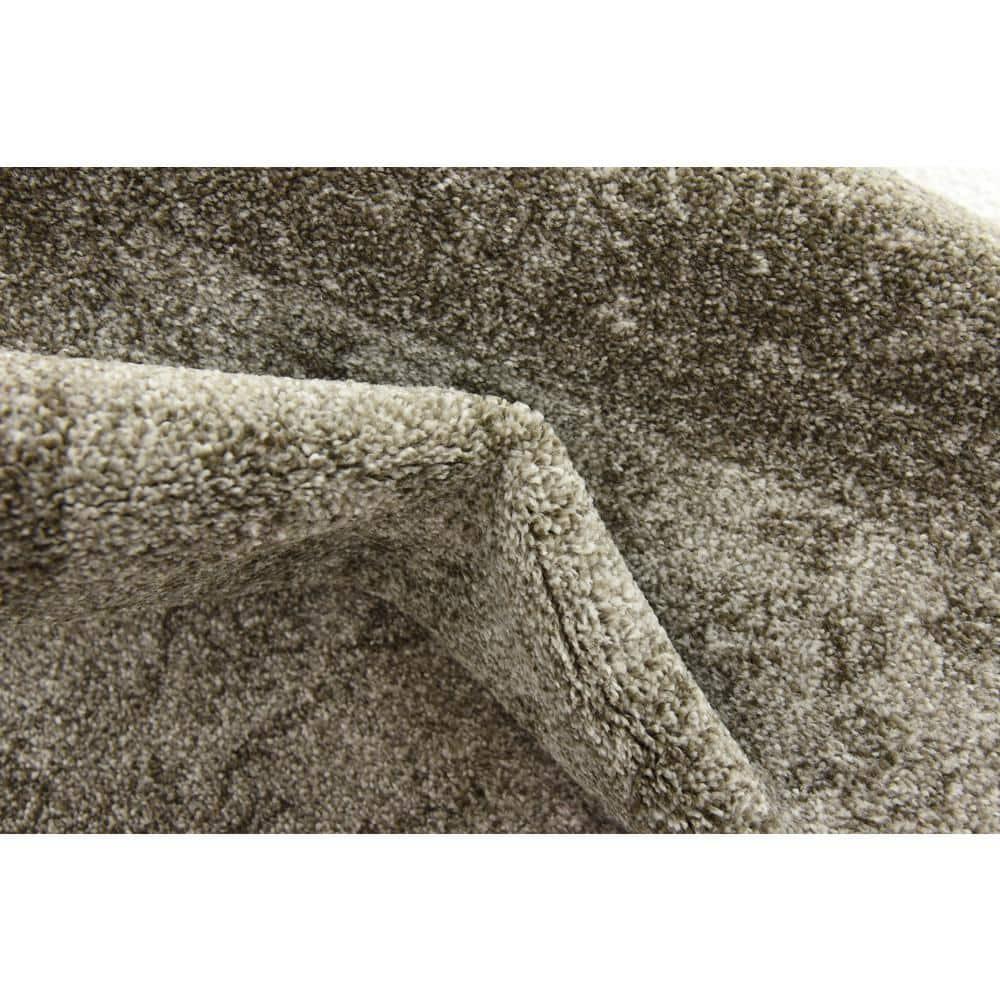 La Jolla Floral Light Gray 2' 2 x 3' 0 Area Rug