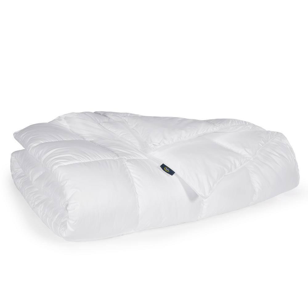 Queen Down Illusion Lightweight Down Alternative Comforter - Serta