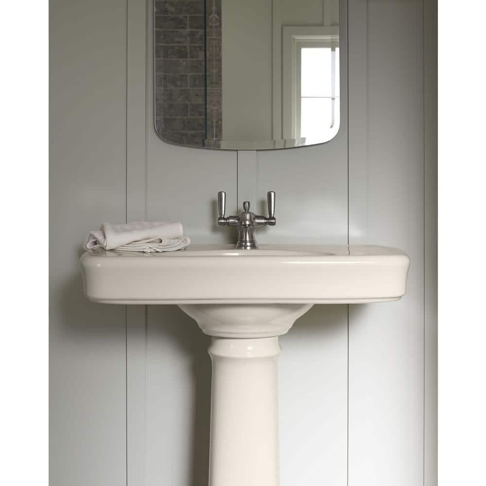 Bancroft® Single Hole Bathroom Faucet with Drain Assembly