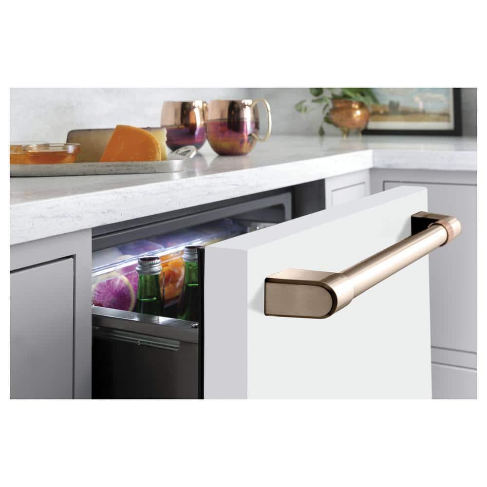 5.7 cu. ft. Undercounter Mini Fridge