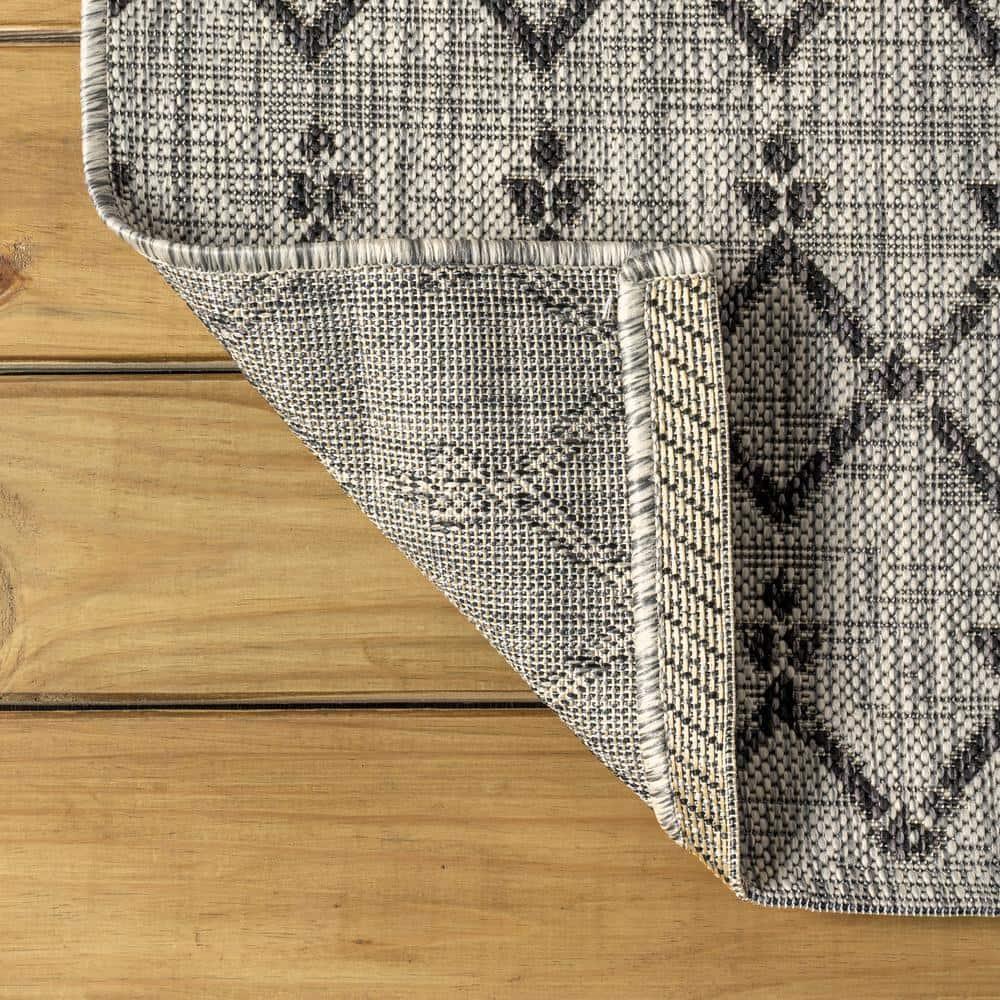 5'x8' Ourika Moroccan Geometric Textured Weave Indoor/Outdoor Area Rug, Light Gray/Black - JONATHAN Y
