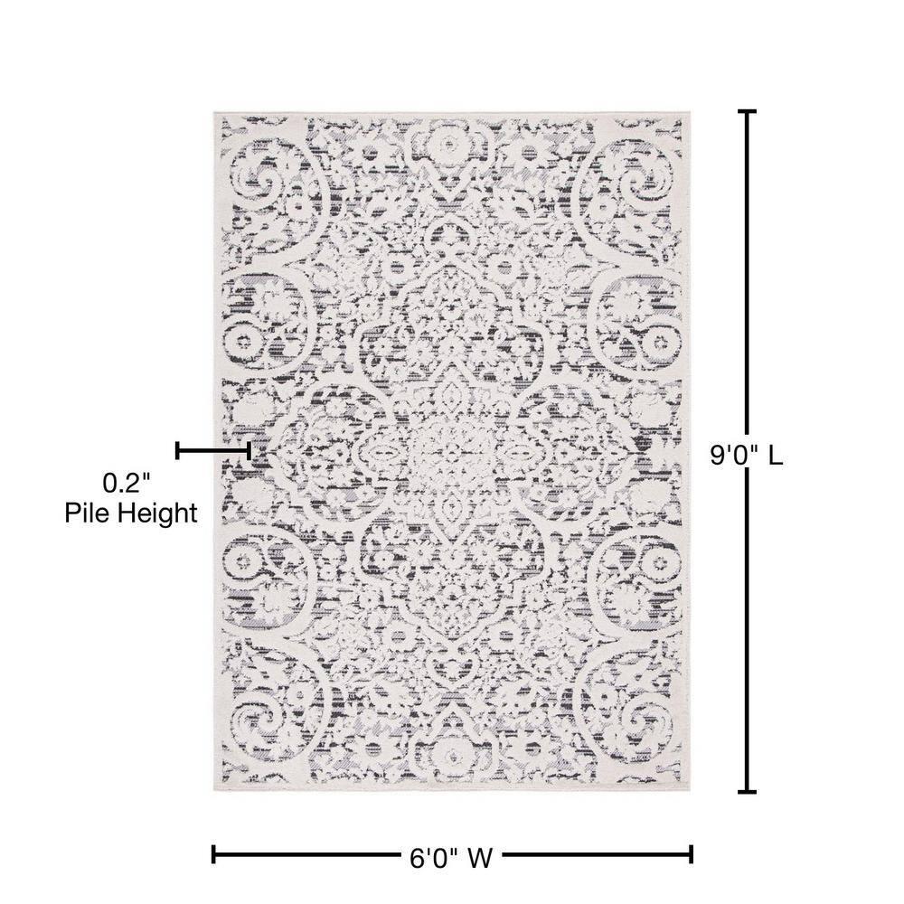 Kelly Clarkson Home Jake Oriental Ivory/Gray Indoor / Outdoor Area Rug