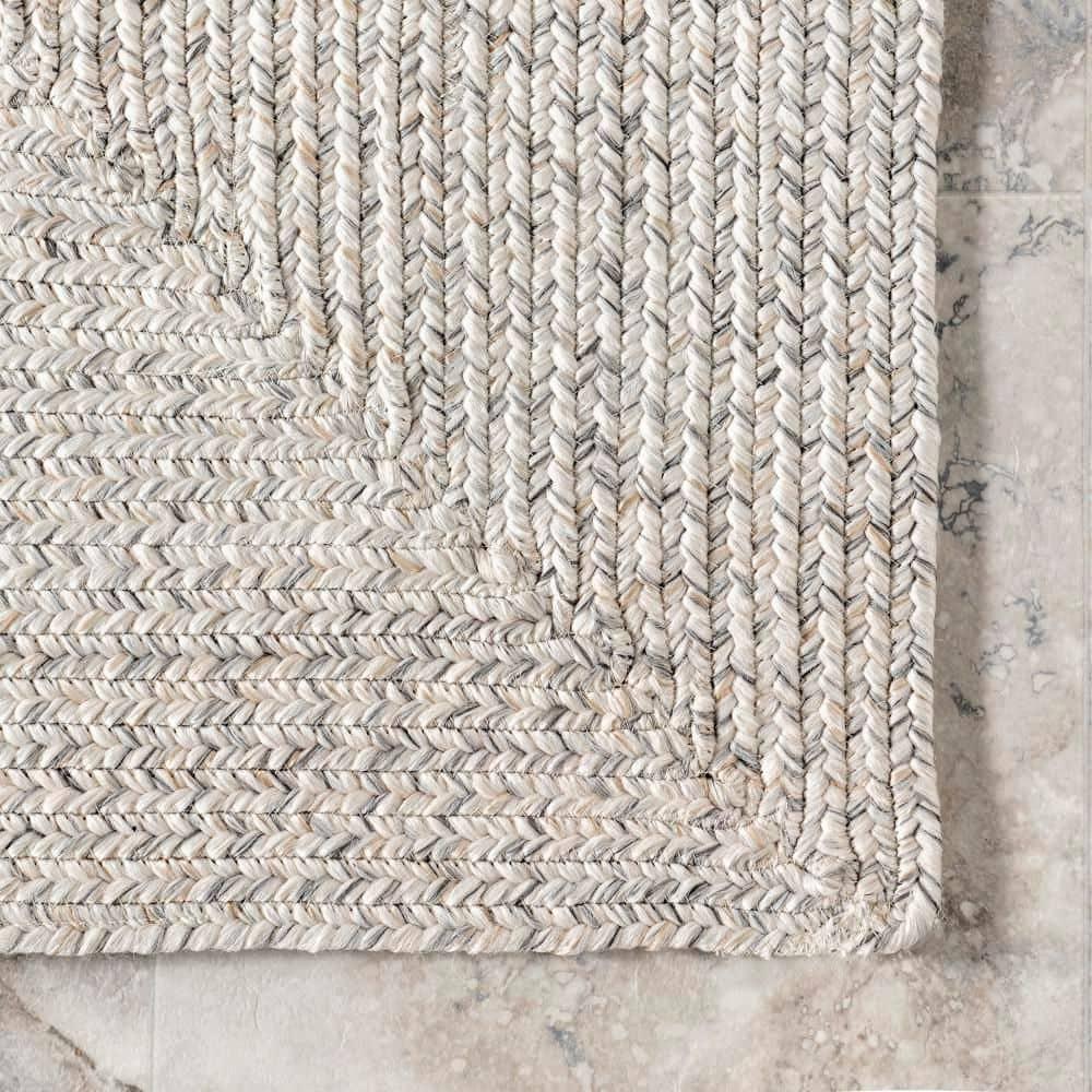 nuLOOM Wynn Braided Indoor/Outdoor Ivory 12' x 15' Casual Area Rug