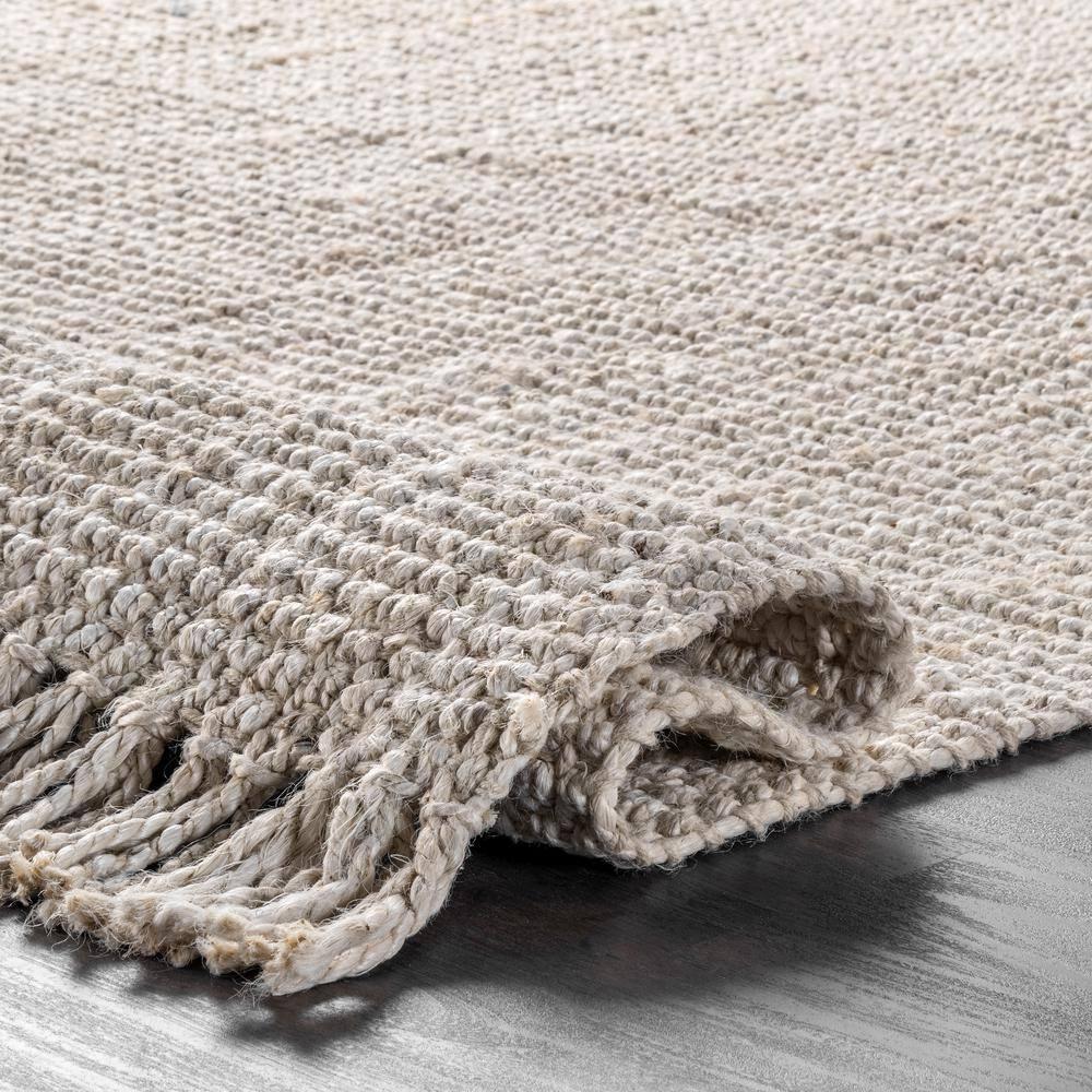 nuLOOM 4x6 Daniela Jute Tassel Hand Woven Area Rug, Off White, Solid Chunky Farmhouse Design, Natural Fiber, For Bedroom, Dining Room, Living Room, Hallway, Office, Entryway