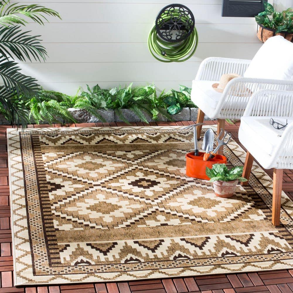 Veranda VER096 Power Loomed Indoor and Outdoor Accent Rug - Creme/Brown - 2'7"x5' - Safavieh.