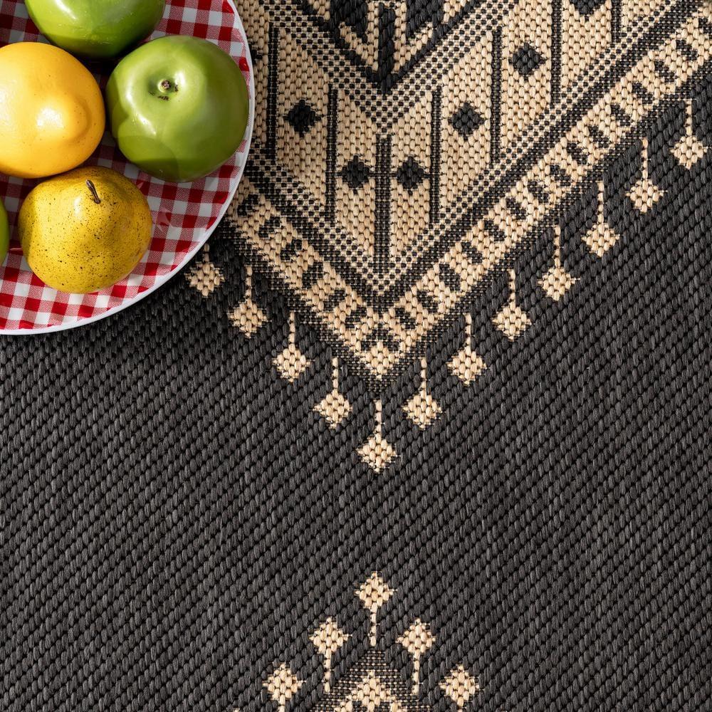 Nuloom Landry Geometric 2x8 Indoor/Outdoor Runner Rug for Living Room Patio Deck Front Porch Entryway Hallway Kitchen, Charcoal/Ivory