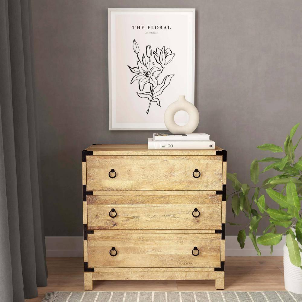 Aerial Accent Chest