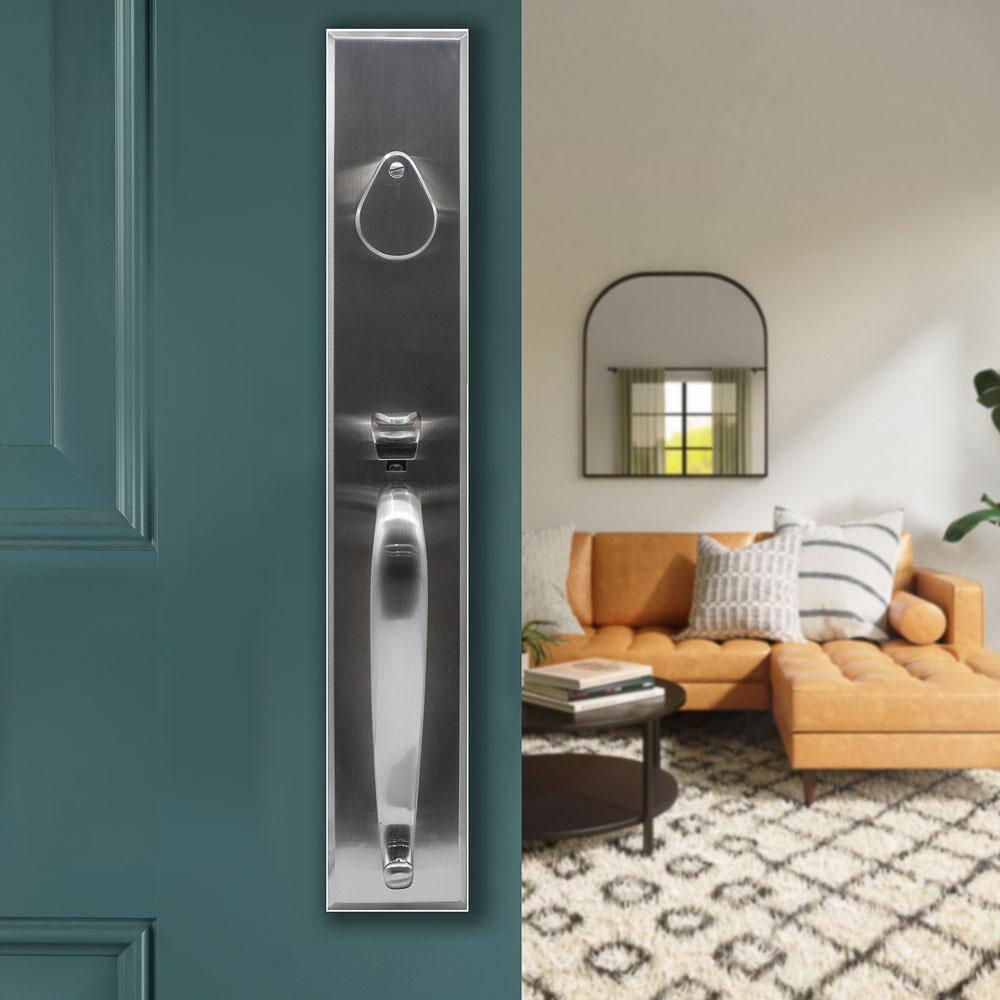 Bravura Hardware Handleset with Deadbolt and Door Rosette