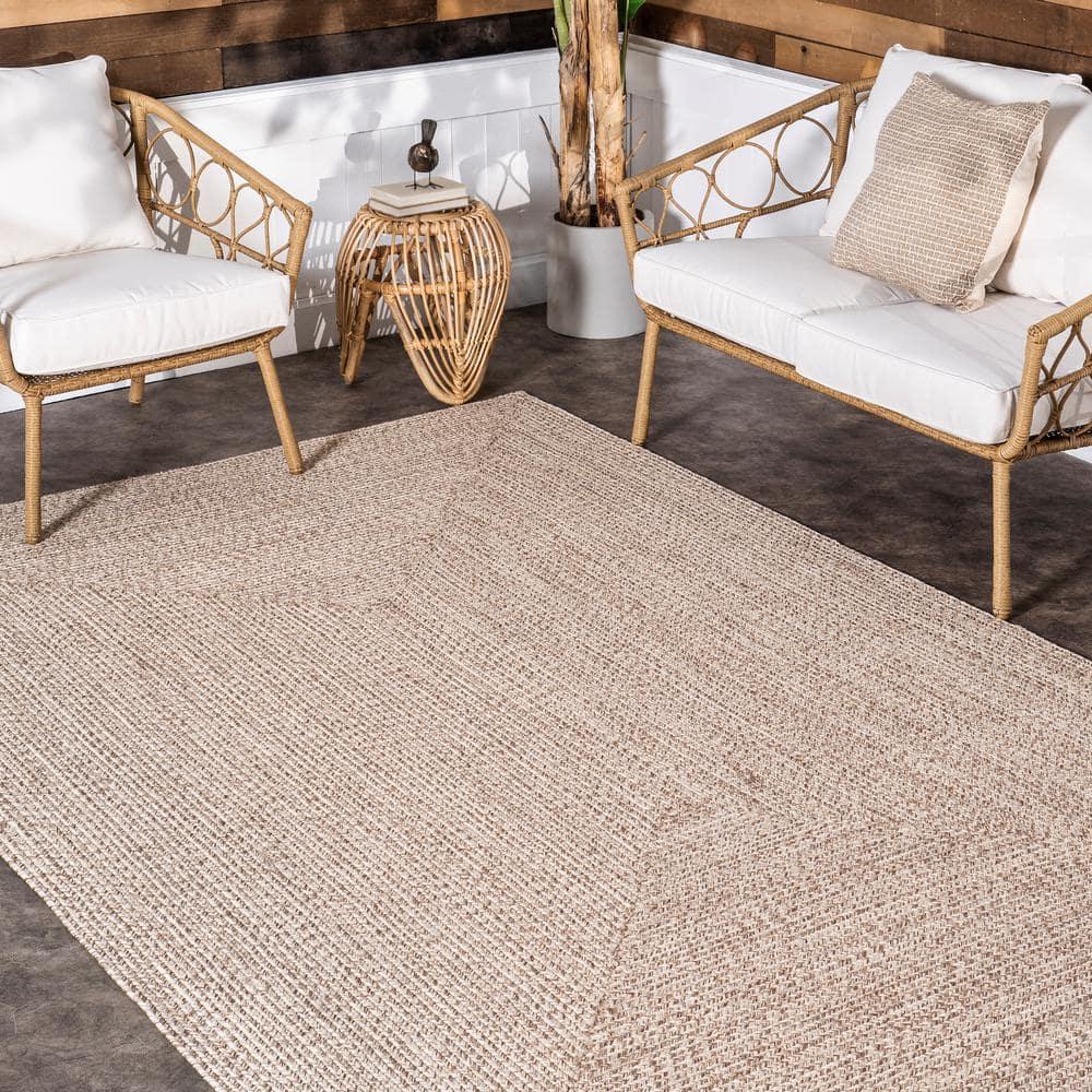 nuLOOM Wynn Braided Indoor/Outdoor Tan 6' Casual Round Rug