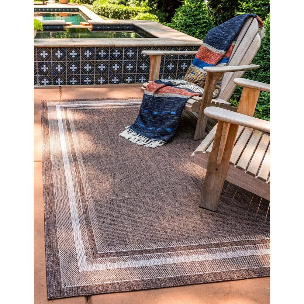 Unique Loom 5' 3 x 8' 0 Rectangle Indoor/Outdoor Border Brown Area Rug