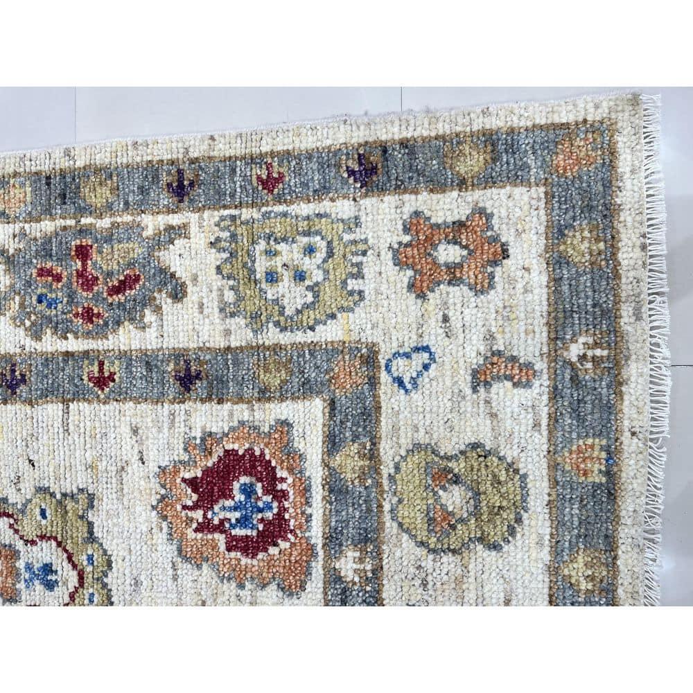 EORC Stylish and Durable Hand Knotted Traditional Oriental Wool Indoor Ivory Rectangle Area Rugs