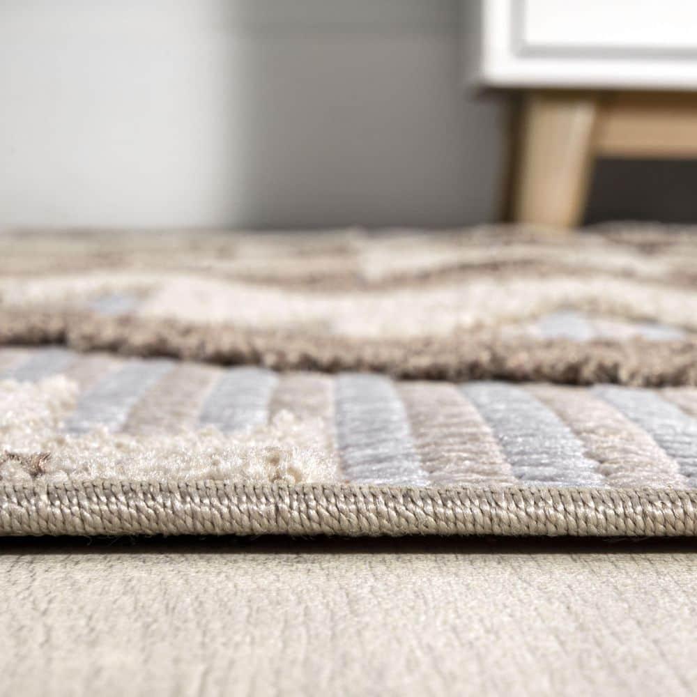 4'x6' Sumak High-Low Pile Neutral Diamond Kilim, Brown/Ivory - JONATHAN Y