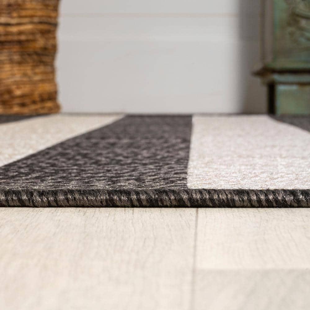 4' x 6' Negril Two-Tone Wide Stripe Indoor/Outdoor Area Rug, Black/Beige - JONATHAN Y