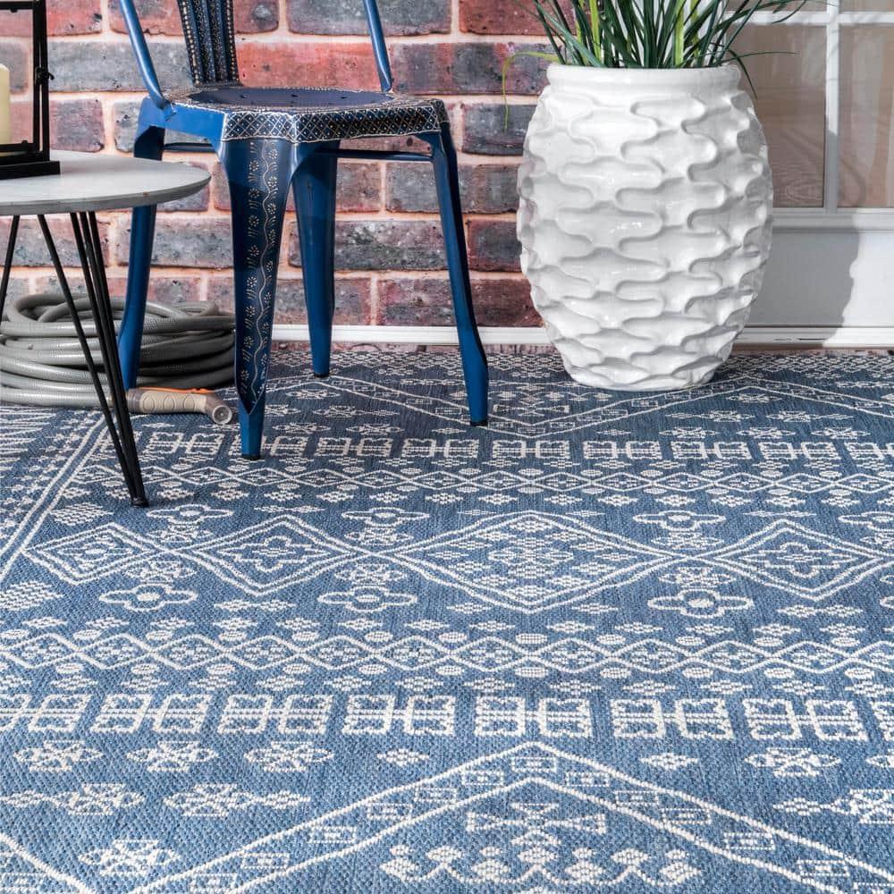 Nuloom Kandace Geometric 6x9 Indoor/Outdoor Area Rug for Living Room Patio Deck Front Porch Kitchen, Blue/Ivory