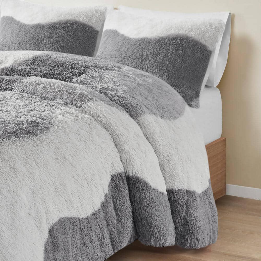 Intelligent Design 3pc Full/Queen Rachel Ombre Shaggy Faux Fur Comforter Set Gray: Hypoallergenic, Contemporary Style