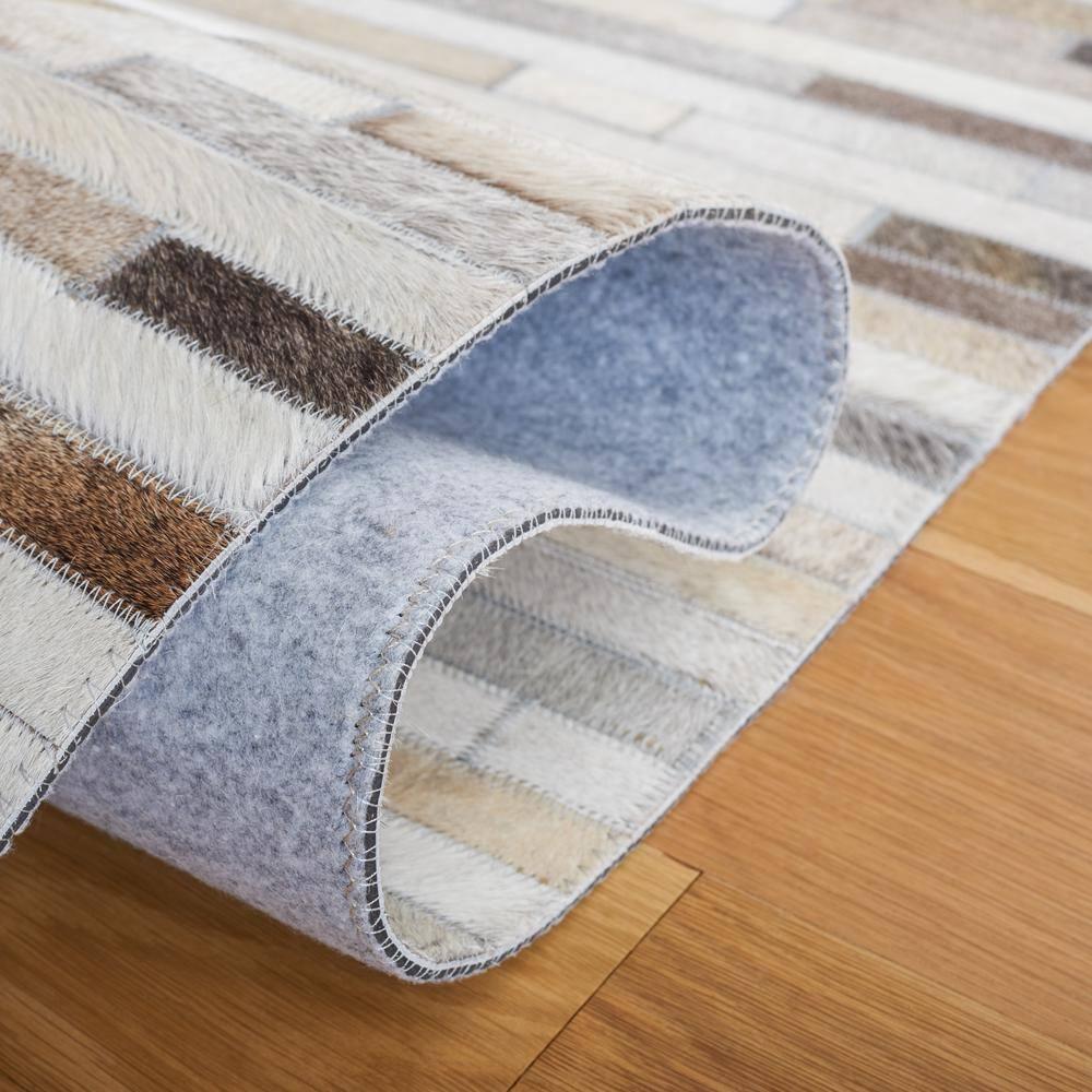 Studio Leather STL809 Hand Woven Runner Rug - Ivory/Grey - 2'3"x7' - Safavieh.