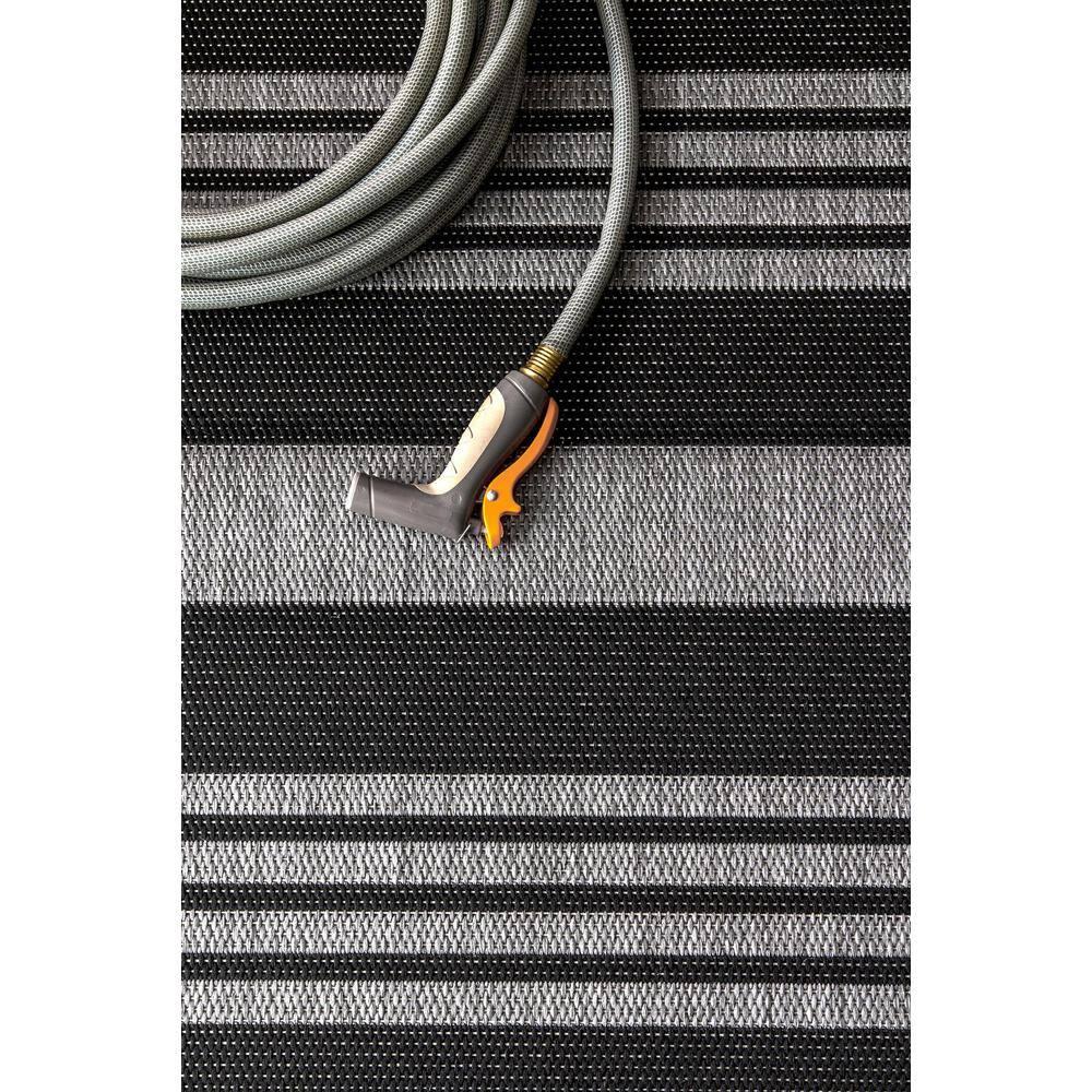 Nuloom Robin Striped 9x12 Indoor/Outdoor Area Rug for Living Room Patio Deck Front Porch Kitchen, Grey/Black