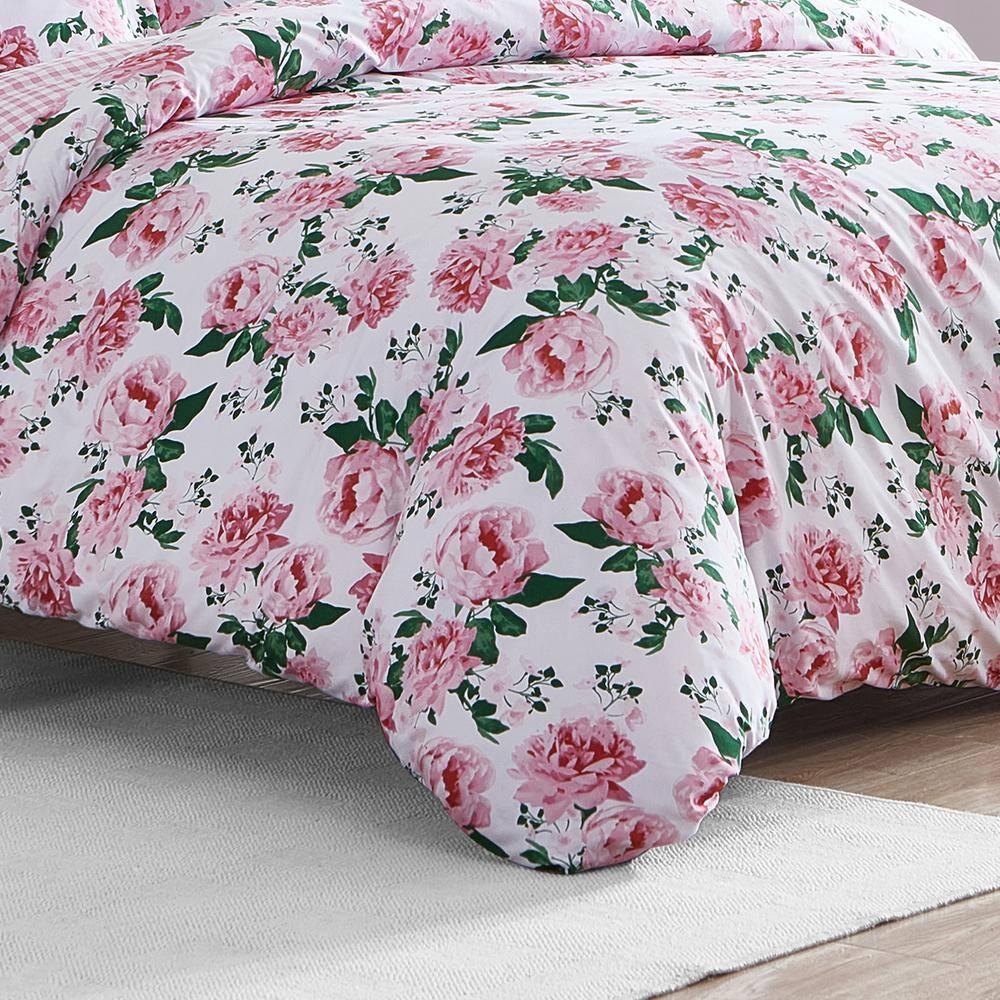 Betsey Johnson Betsey Johnson Blooming Roses Reversible Pink Duvet Cover Set