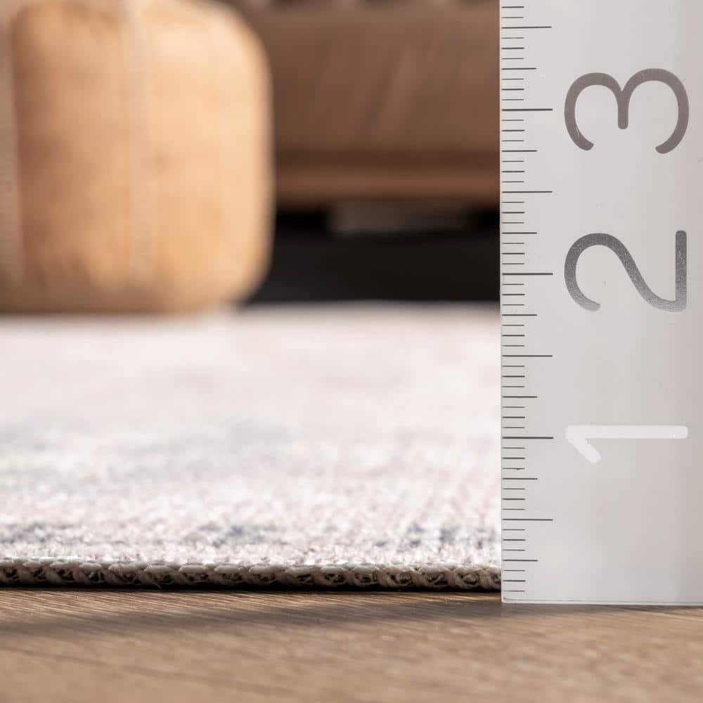 Nuloom Krystin Medallion 4x6 Machine Washable Indoor Area Rug for Living Room Bedroom Dining Room Kitchen, Beige/Ivory