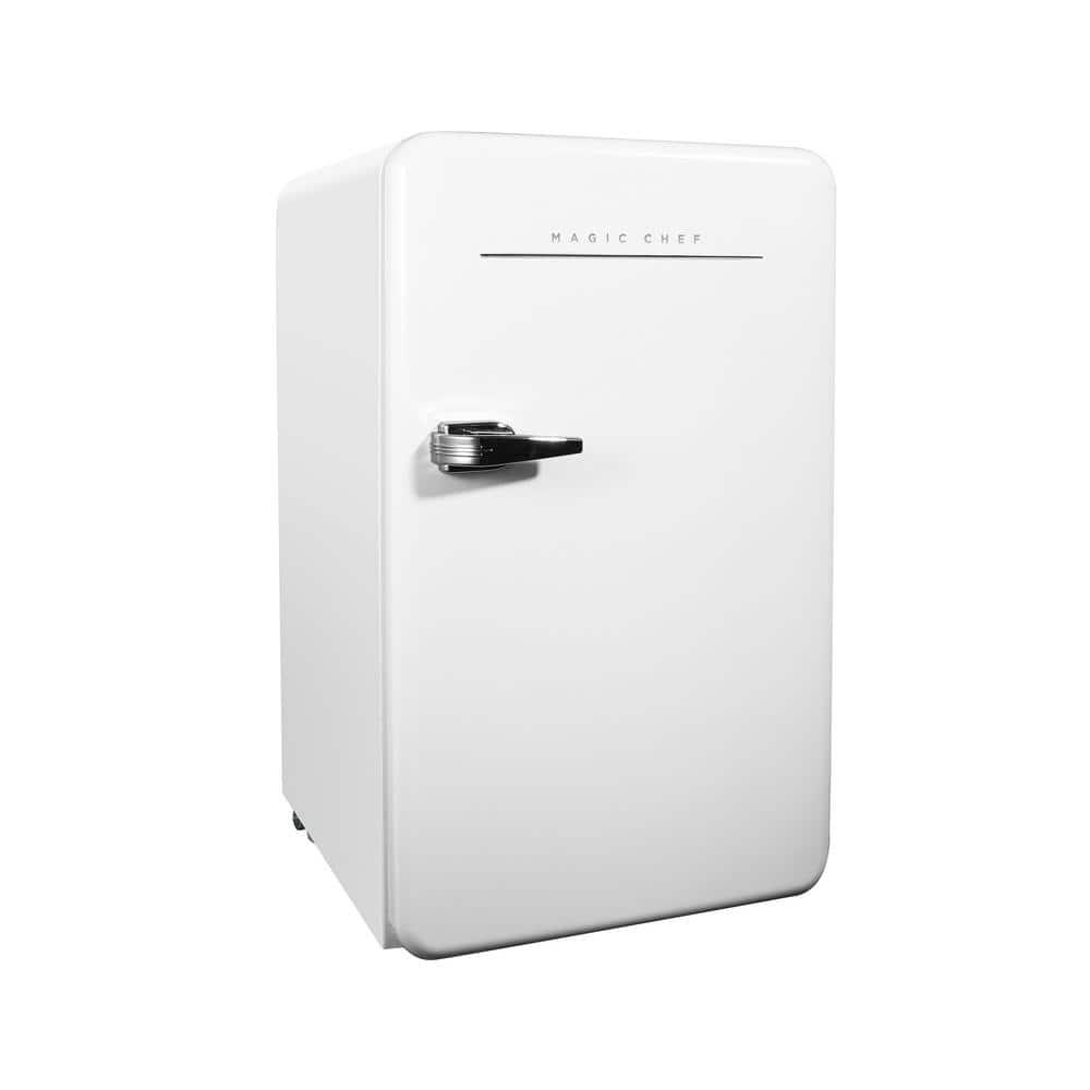 Magic Chef Magic Chef Retro 3.2 Cubic Feet Portable Freestanding Mini Fridge