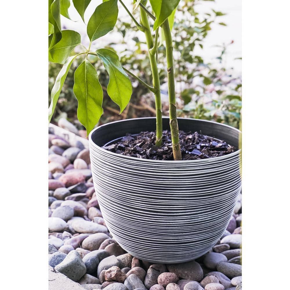 Xbrand Modern Nested Round Textured Pot Planter, Set of 3, 12 Inch Tall, White