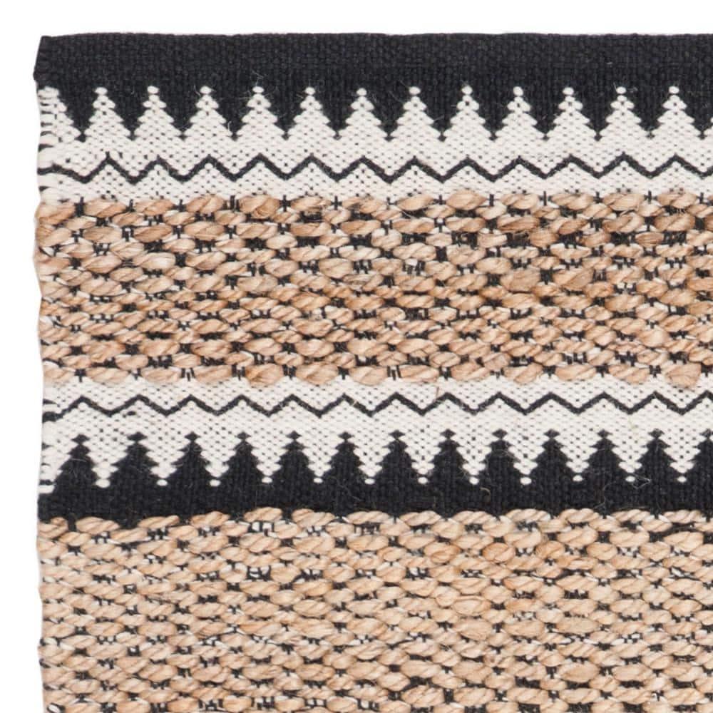 Natural Fiber NF874 Hand Woven Indoor Accent Rug - Natural/Black - 3'x5' - Safavieh