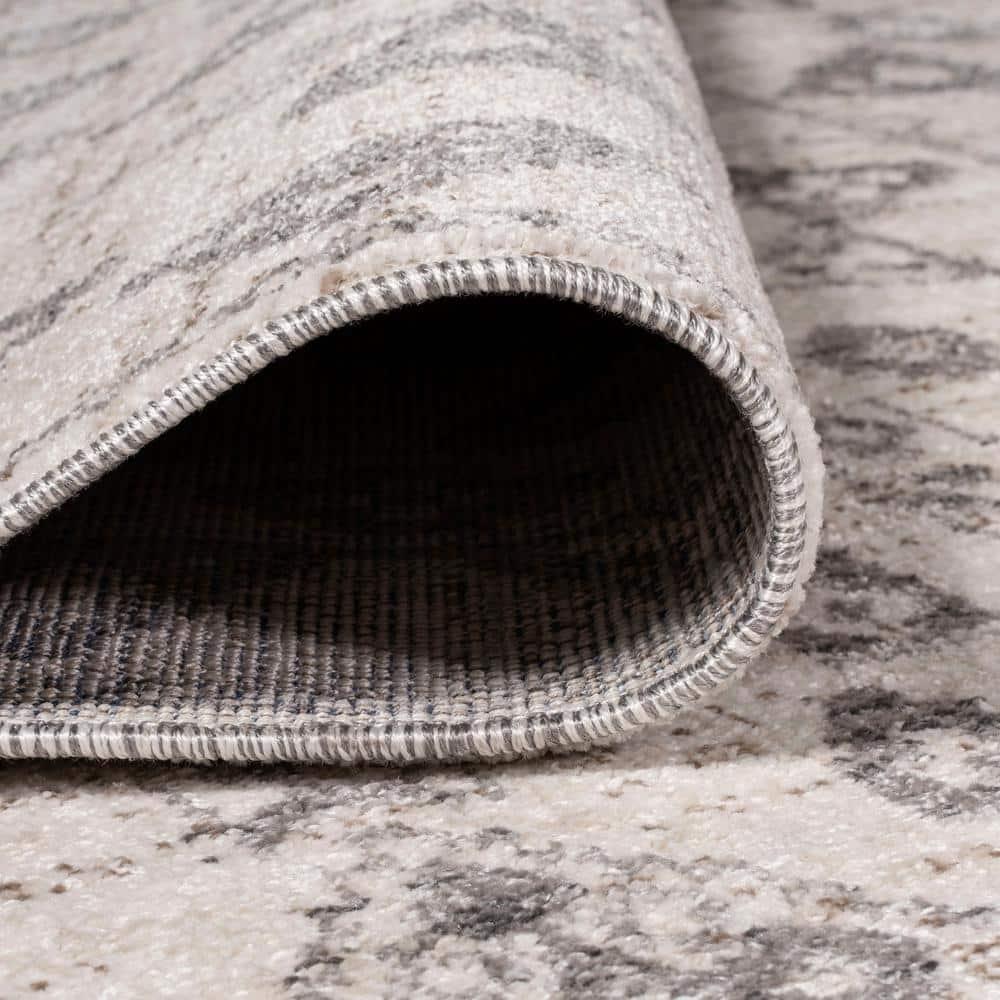 3'x5' Idris  Diamond Geometric Area Rug, Gray/Beige - JONATHAN Y