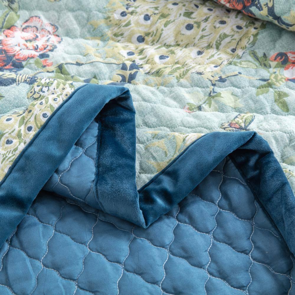 Greenland Home Fashions Pavona Peacock Velvet Binding Quilted Throw