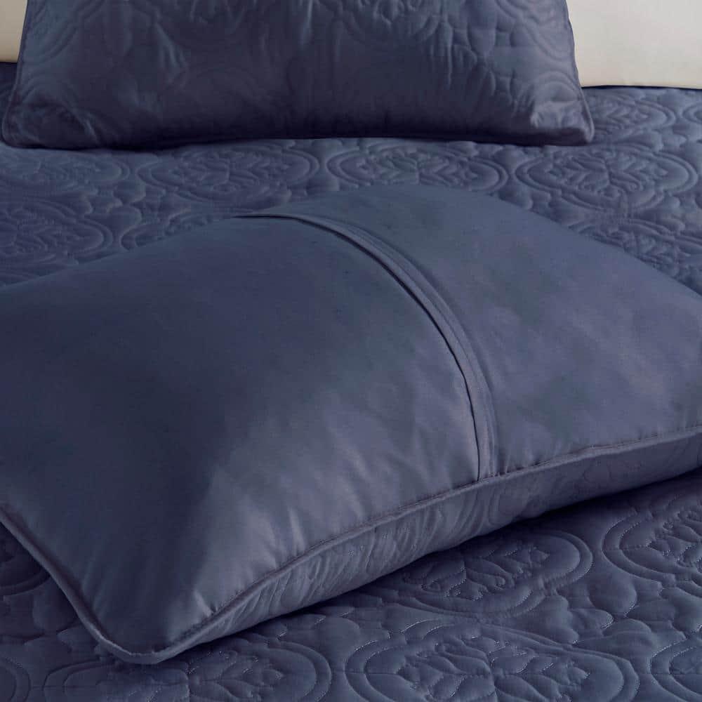 Quebec Reversible Bedspread Set