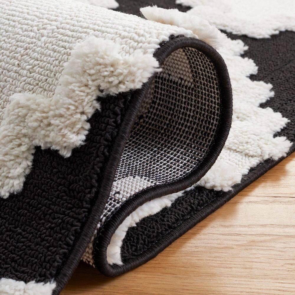 Marrakesh MRK532 Power Loomed Area Rug - Ivory/Anthracite - 5'3"x7'6" - Safavieh.