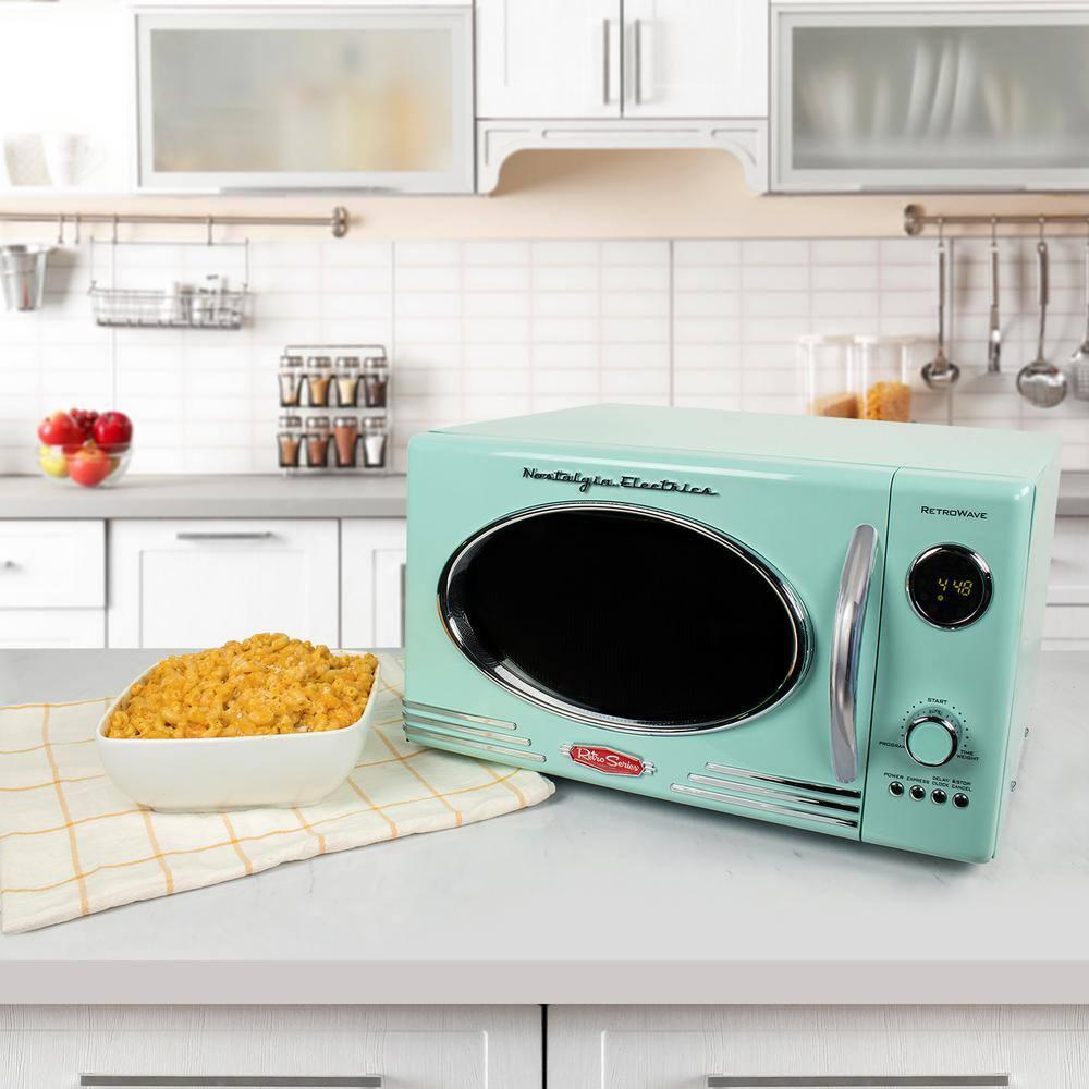 Nostalgia Nostalgia Retro 0.9 Cu. Ft. Microwave Oven, 800 Watts NRMO9AQ
