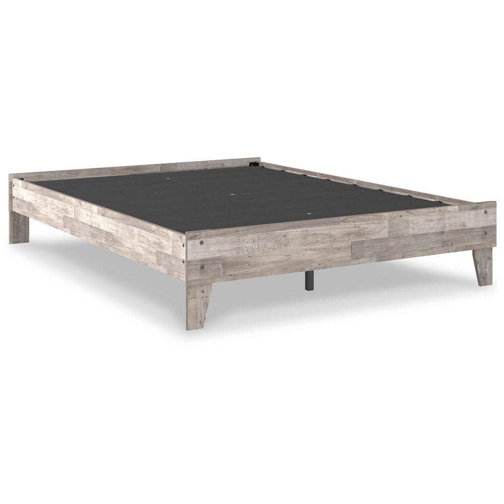 Signature Design by Ashley Queen Neillsville Platform Bed Whitewash: Beach Chic Urban Style, Pine Grain, No Box Spring Needed