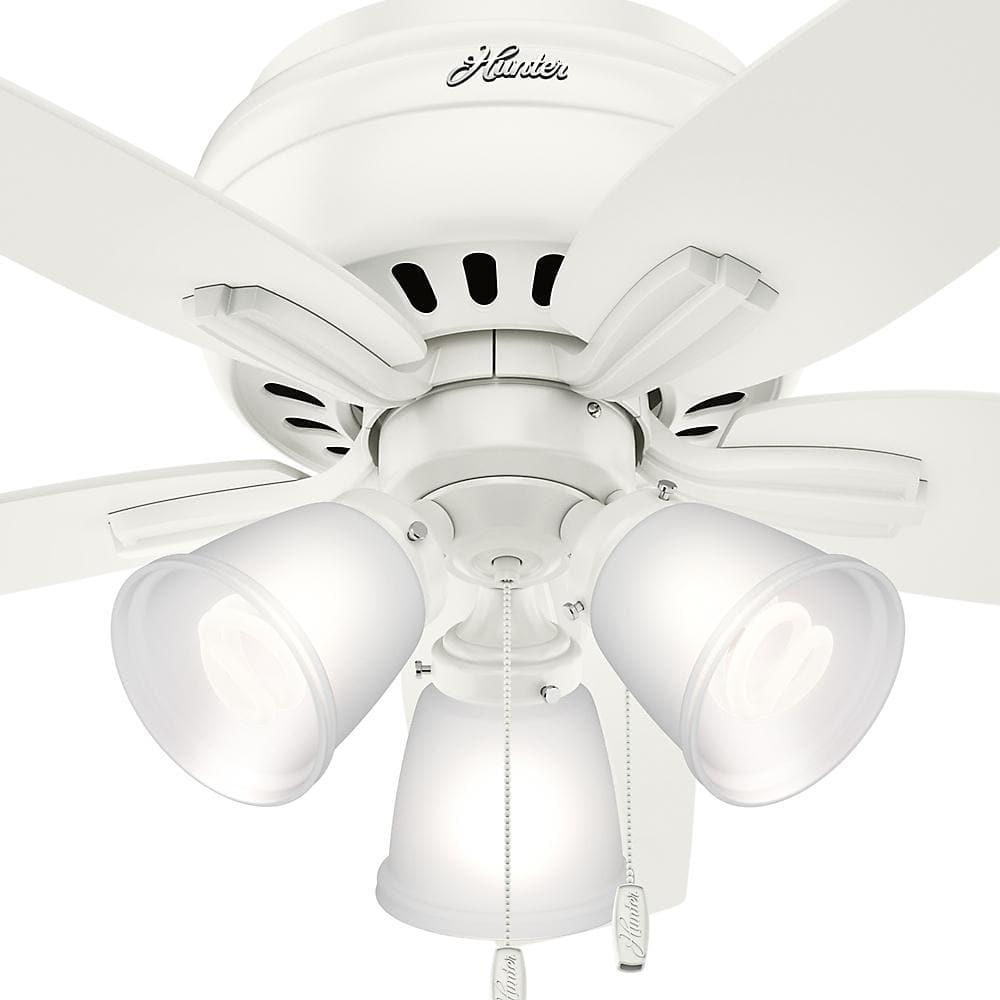Hunter Fan Newsome 42" 5 - Blade Traditional Indoor Flush Mount Ceiling Fan with Lights and Pull Chains
