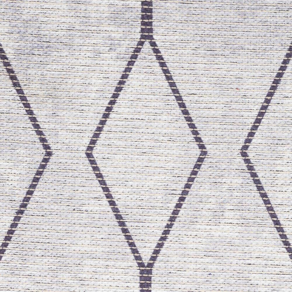 Pymble Geometric Machine Washable Area Rug in Ivory/Grey