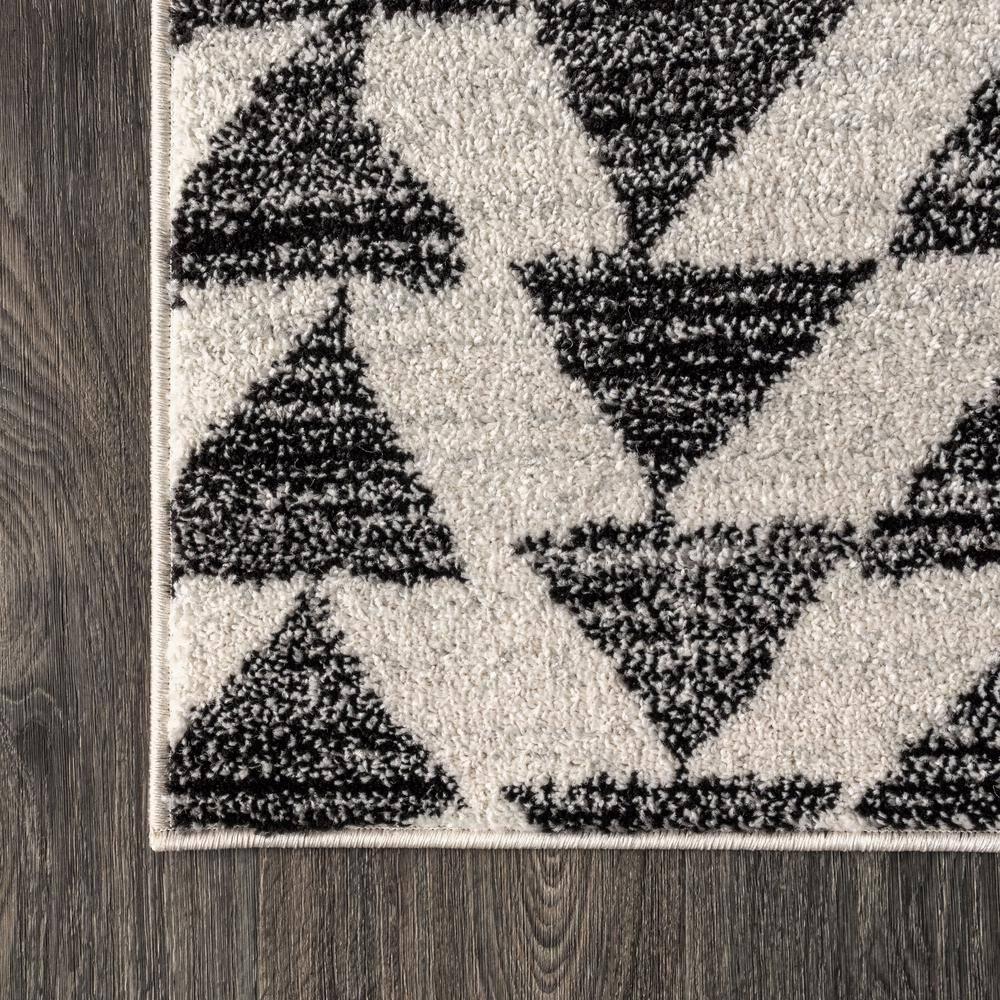 8'x10' Aisha Moroccan Triangle Geometric  Area Rug, Cream/Black - JONATHAN Y