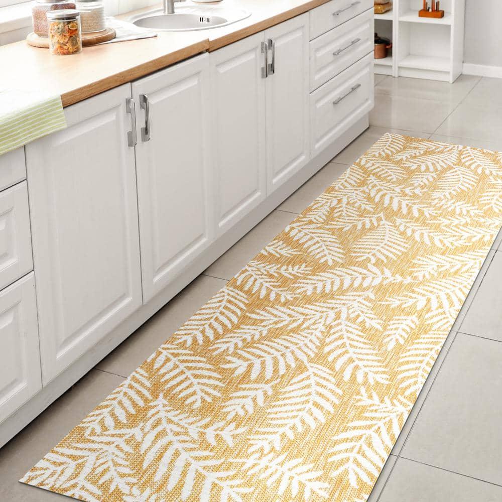 2' x 10' Nevis Palm Frond Indoor/Outdoor Runner Rug, Yellow/Cream - JONATHAN Y