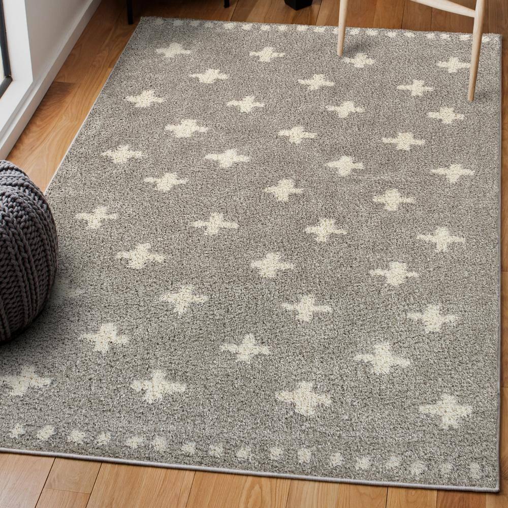 JONATHAN Y Cristo Berber Geometric Shag Gray/Ivory 3 ft. x 5 ft. Area Rug