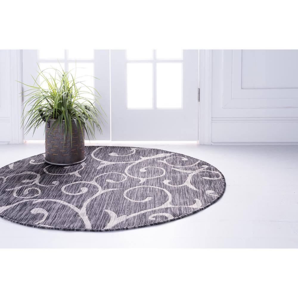 Unique Loom 4' 0 x 4' 0 Round Indoor/Outdoor Botanical Charcoal Gray Area Rug