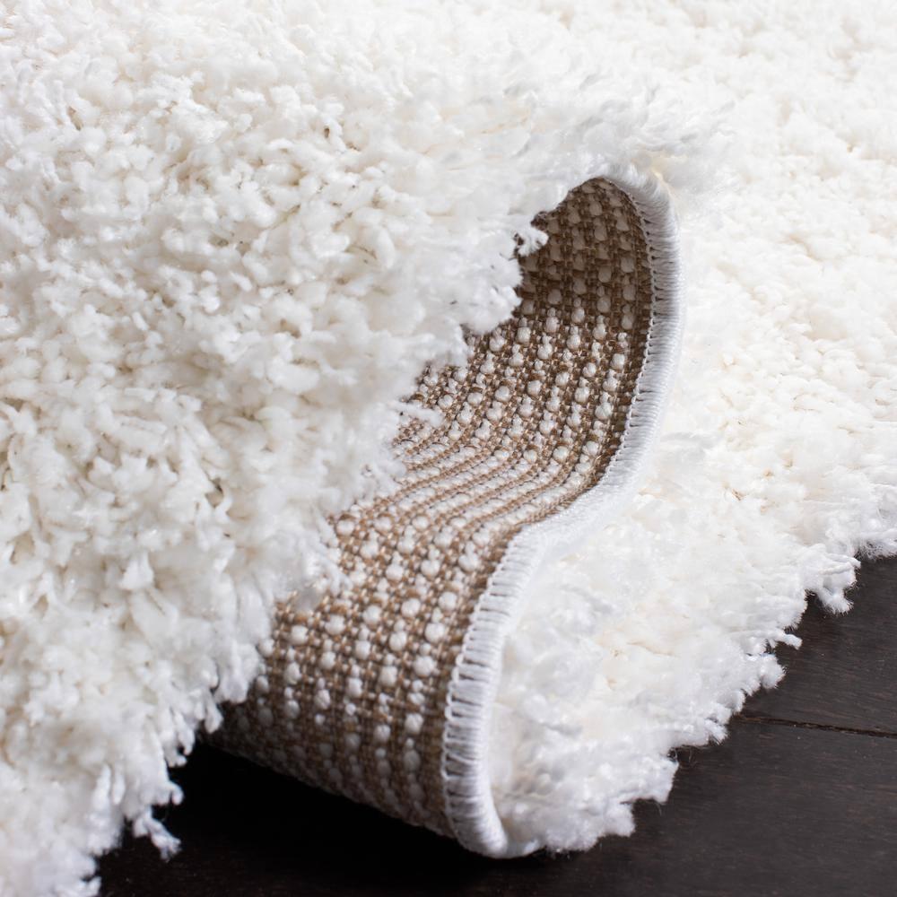 Shag SG151 Power Loomed Indoor Area Rug - White - 5'3"x7'6" - Safavieh.